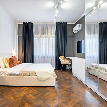 Elegant Two Bedrooms Apartment Bucharest Exterior photo