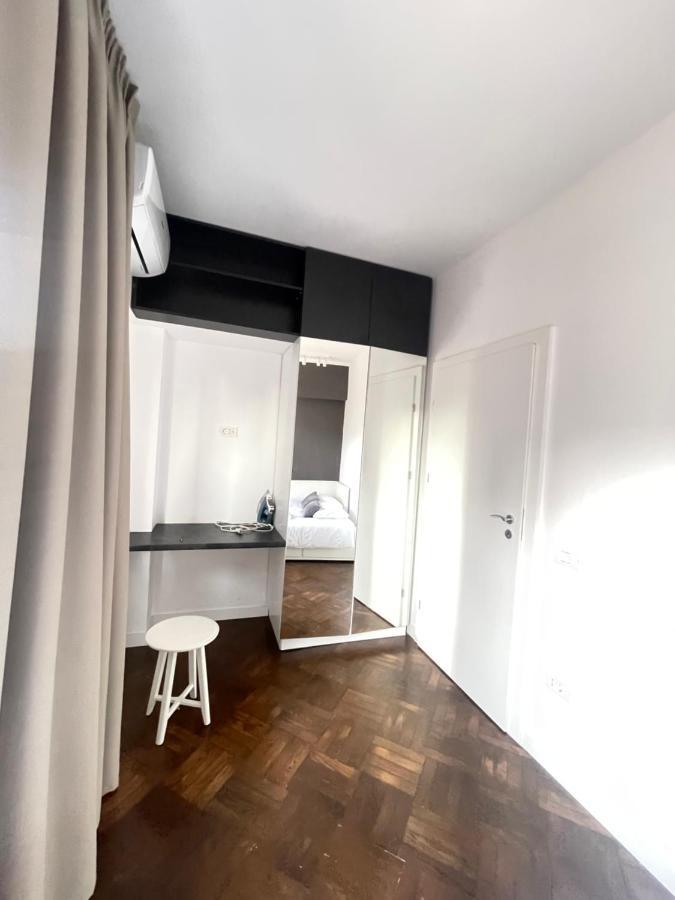 Elegant Two Bedrooms Apartment Bucharest Exterior photo