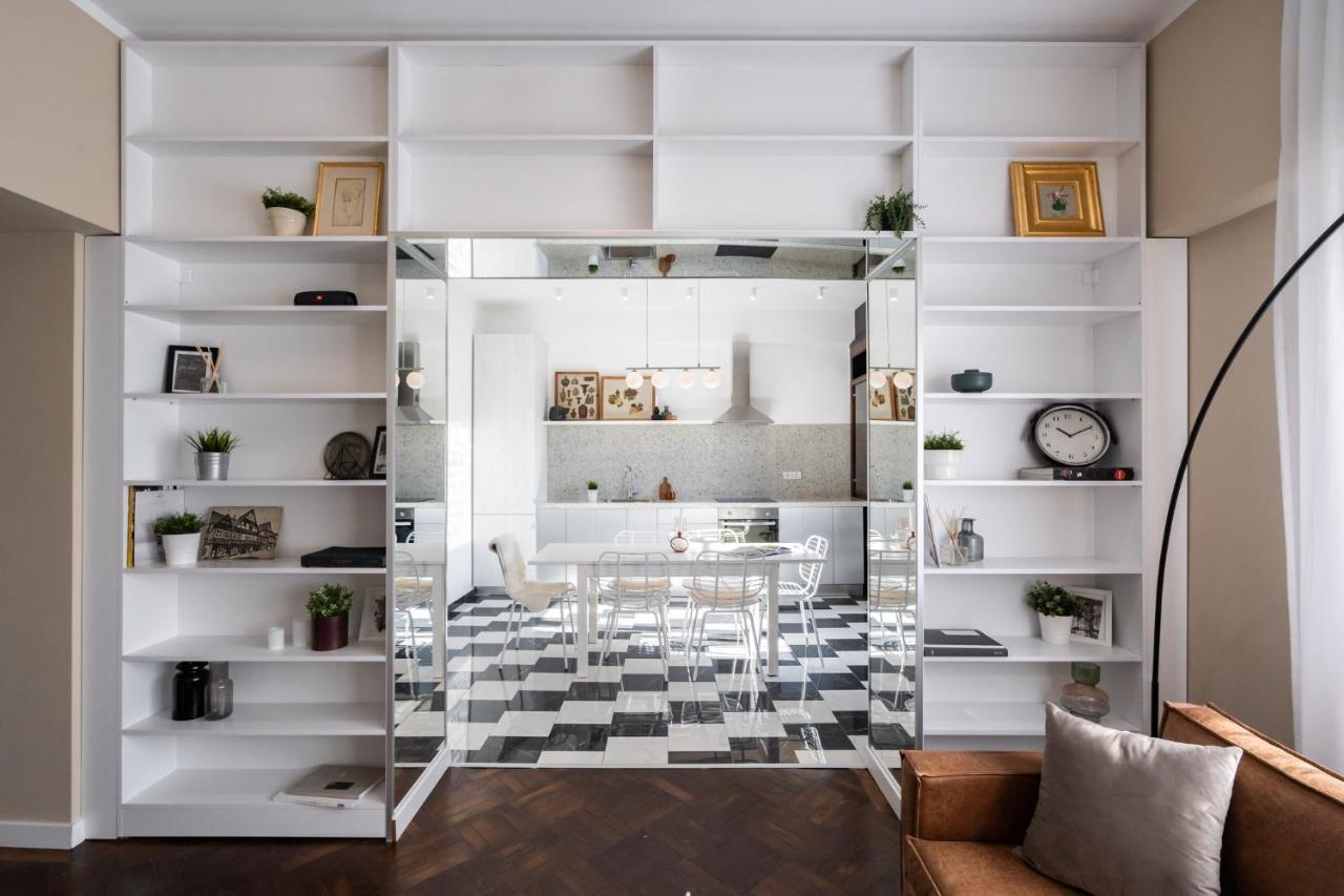 Elegant Two Bedrooms Apartment Bucharest Exterior photo