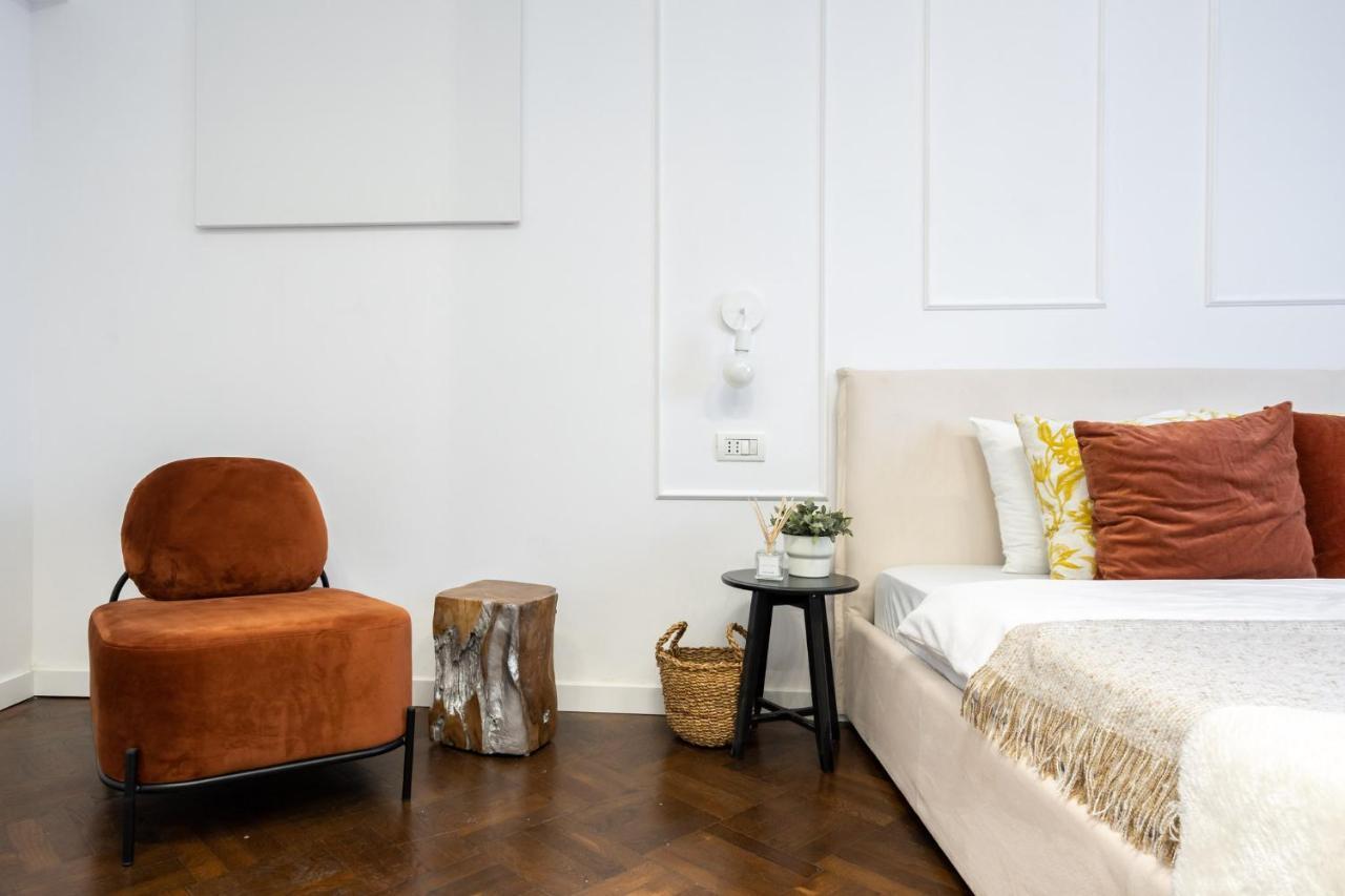 Elegant Two Bedrooms Apartment Bucharest Exterior photo