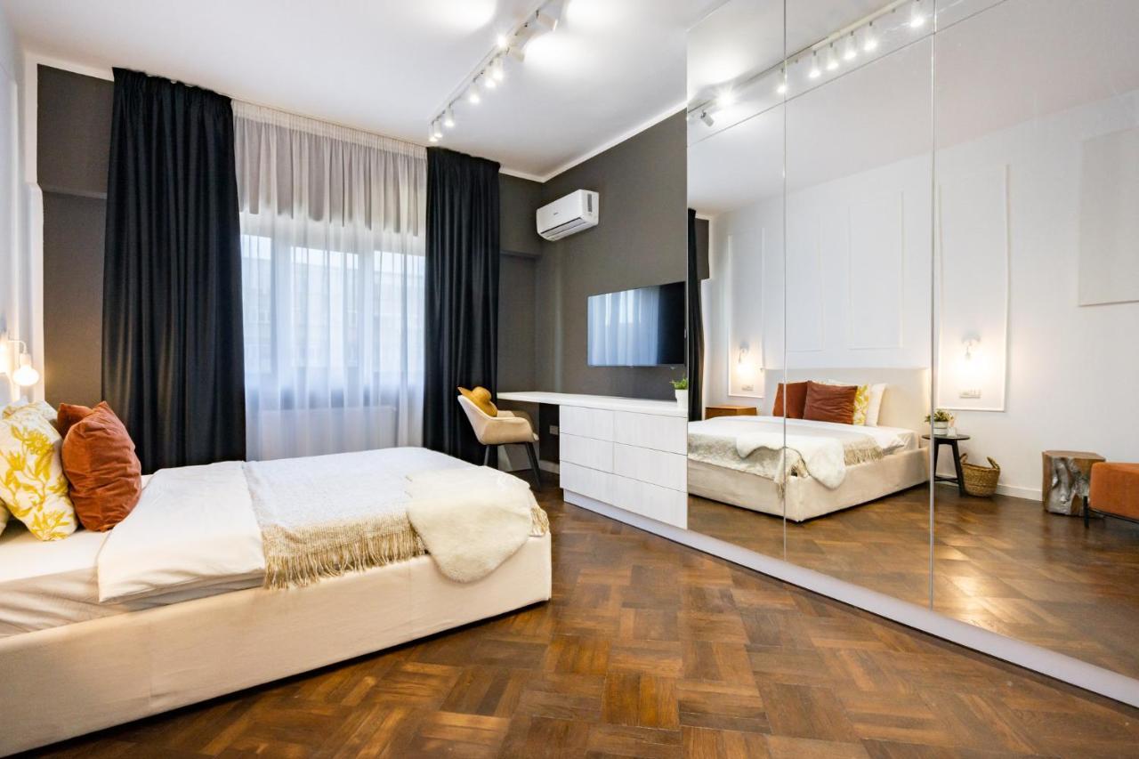 Elegant Two Bedrooms Apartment Bucharest Exterior photo